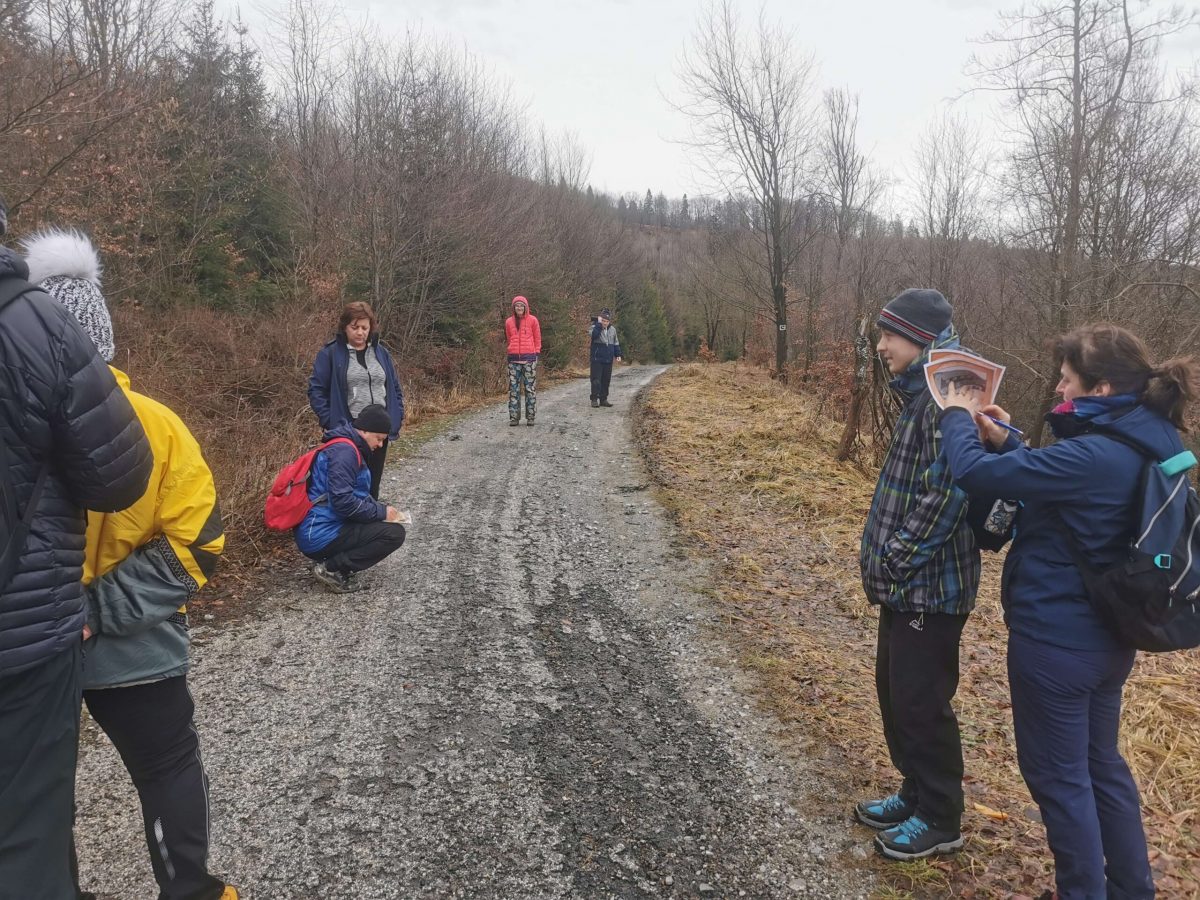 Pisatelia a písacie stoly pod Javorským